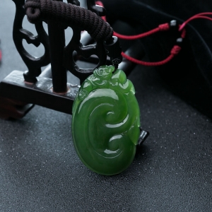 山料和田碧玉如意吊坠