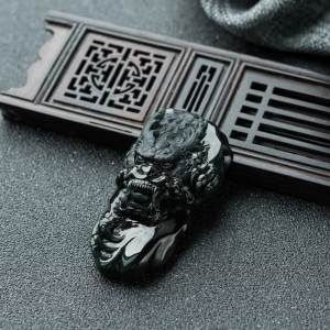 糯冰种墨翠飞龙在天吊坠