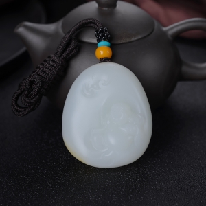 山流水料和田羊脂白玉弥勒佛吊坠