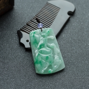 糯种飘翠翡翠年年有余吊坠