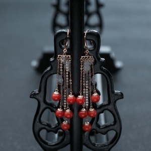 18K沙丁珊瑚耳坠