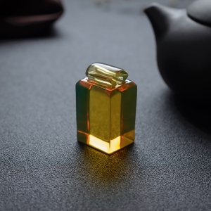 墨西哥蓝珀方牌吊坠