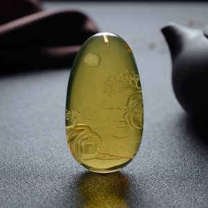 墨西哥蓝珀泛舟江渚吊坠