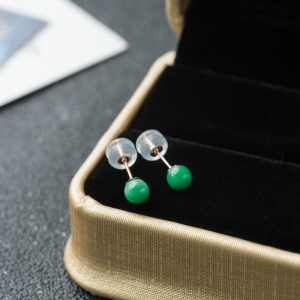 18K糯种翠绿翡翠耳钉