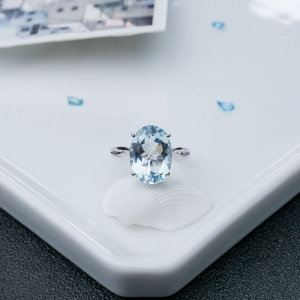 18K海蓝宝石戒指