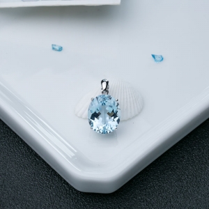 18K海蓝宝石吊坠
