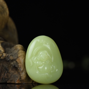 山料和田黄玉弥勒佛吊坠