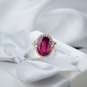 18K玫红碧玺戒指