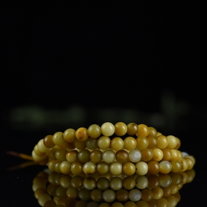 6mm籽料和田玉黄沁多圈手串