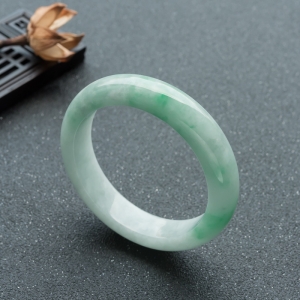 56mm豆种飘翠翡翠平安镯