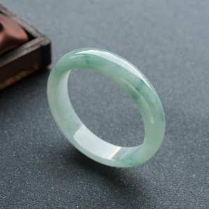 58mm糯冰种飘花翡翠平安镯