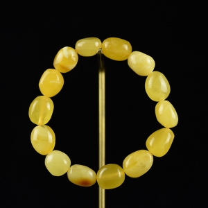 鸡油黄蜜蜡随形单圈手串