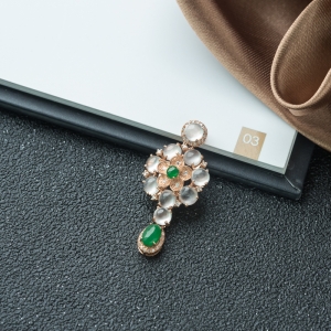 18K冰种翡翠吊坠