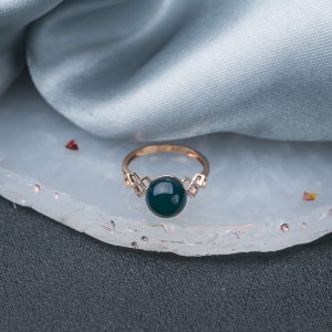 18K天空蓝多米蓝珀戒指