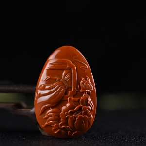 柿子红南红花开富贵吊坠