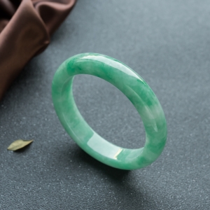 59.5mm糯种豆绿翡翠平安镯