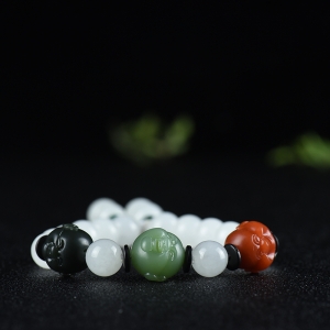 9.5mm山料和田白玉多宝佛头手串