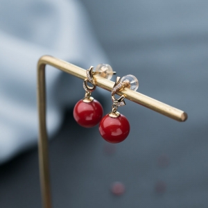 18K沙丁珊瑚圆珠耳坠