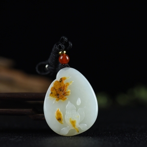 山料和田白玉蝶恋花吊坠