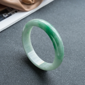 57.5mm糯冰种飘翠翡翠平安镯