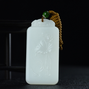 山流水料和田羊脂白玉年年有余吊坠