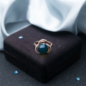 18K天空蓝多米蓝珀戒指