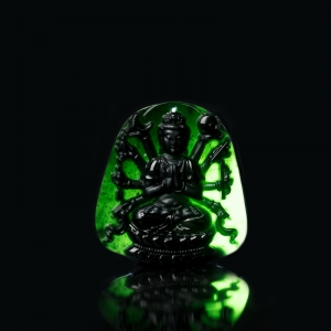 糯冰种墨翠千手观音吊坠