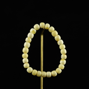 白花蜜老形珠单圈手串