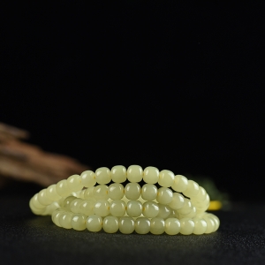 山料和田黄玉老形珠多圈手串