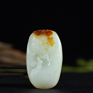 山流水料和田白玉蝶恋花吊坠