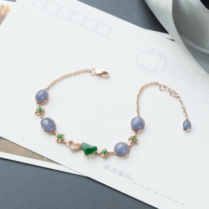 18K糯冰种翡翠手链