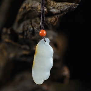 籽料和田白玉福豆吊坠