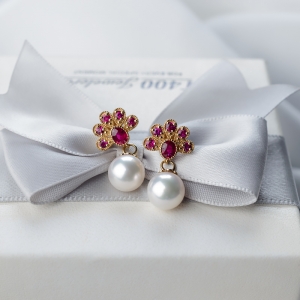 18K鸽血红红宝石耳坠