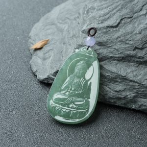 糯冰种灰绿翡翠大日如来吊坠