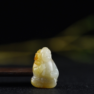 籽料和田白玉德财如意童子吊坠