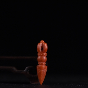 柿子红南红金刚杵吊坠