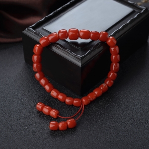 阿卡珊瑚桶珠单圈手串