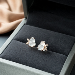 18K冰种翡翠福禄耳钉