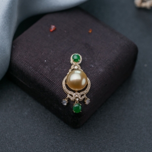 18K海水金色珍珠吊坠