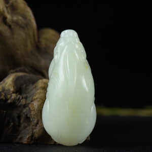 籽料和田白玉貔貅手把件
