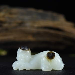 籽料和田白玉招财童子摆件