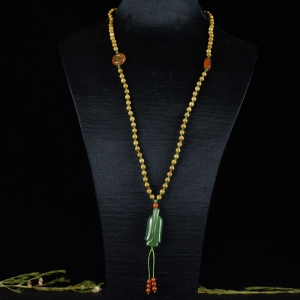 山料和田碧玉翁仲吊坠