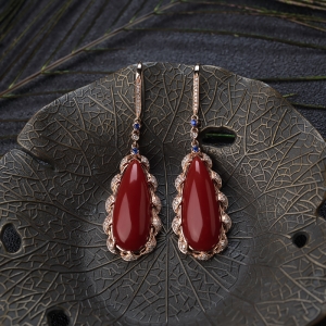 18K沙丁牛血红珊瑚水滴耳坠