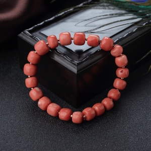 MOMO珊瑚桶珠单圈手串