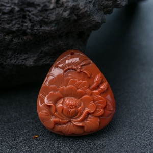 柿子红南红蝶恋花吊坠