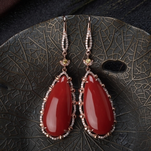 18K沙丁珊瑚水滴耳坠