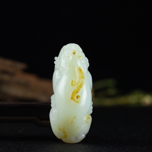 籽料和田白玉貔貅吊坠