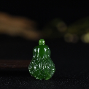 山料和田碧玉白菜吊坠