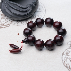 25mm满星小叶紫檀单圈手串