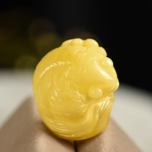 白花蜜蜜蜡年年有余吊坠